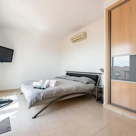 Faro's Lagunas Penthouse - Mijas Costa Apartment
