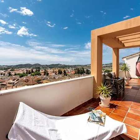 Faro's Lagunas Penthouse - Mijas Costa Apartment *