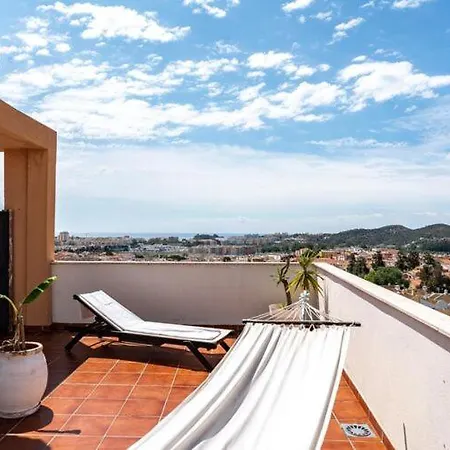 Faro's Lagunas Penthouse - Mijas Costa Apartment *